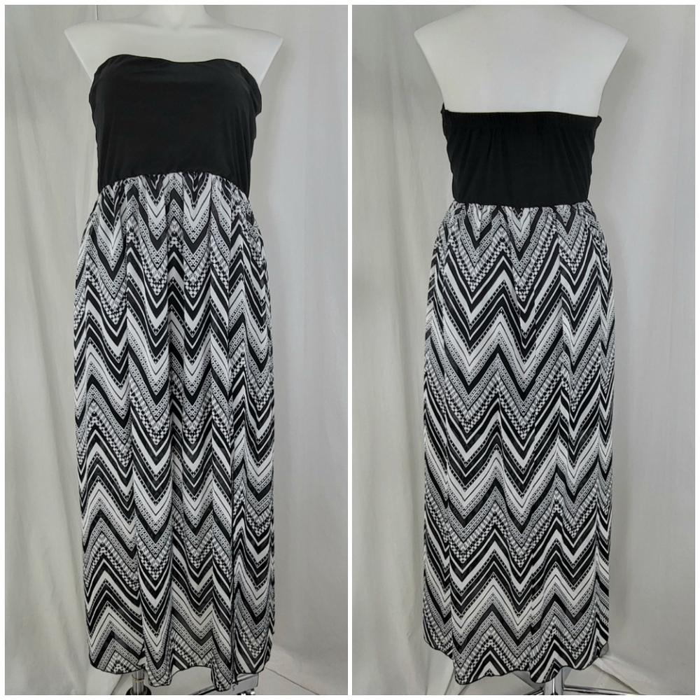 Deb Strapless Maxi Overlay DRESS Womens Size 3X Black and White Chevron Slits